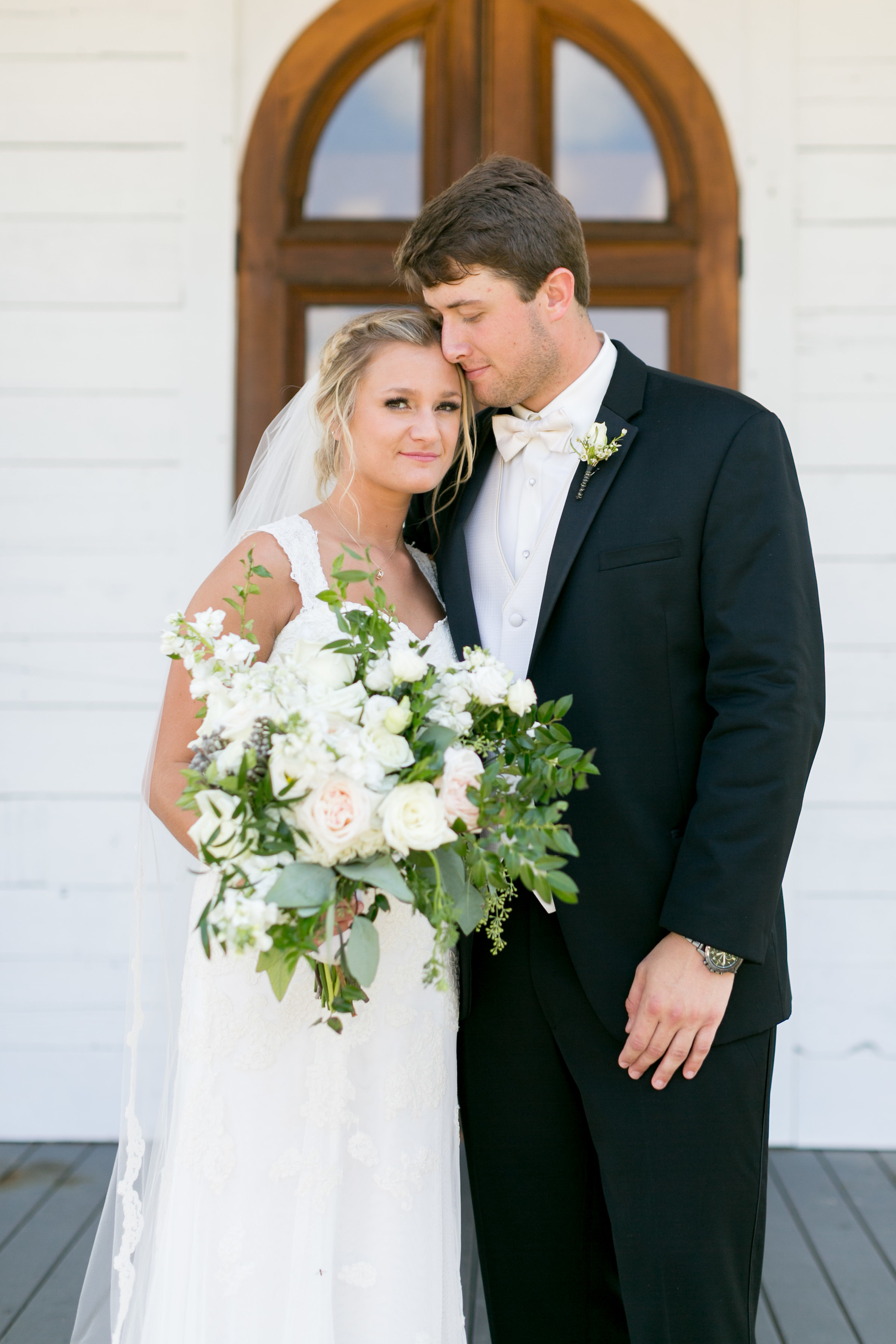 Classic southern wedding and calligraphy in oxford mississippi
