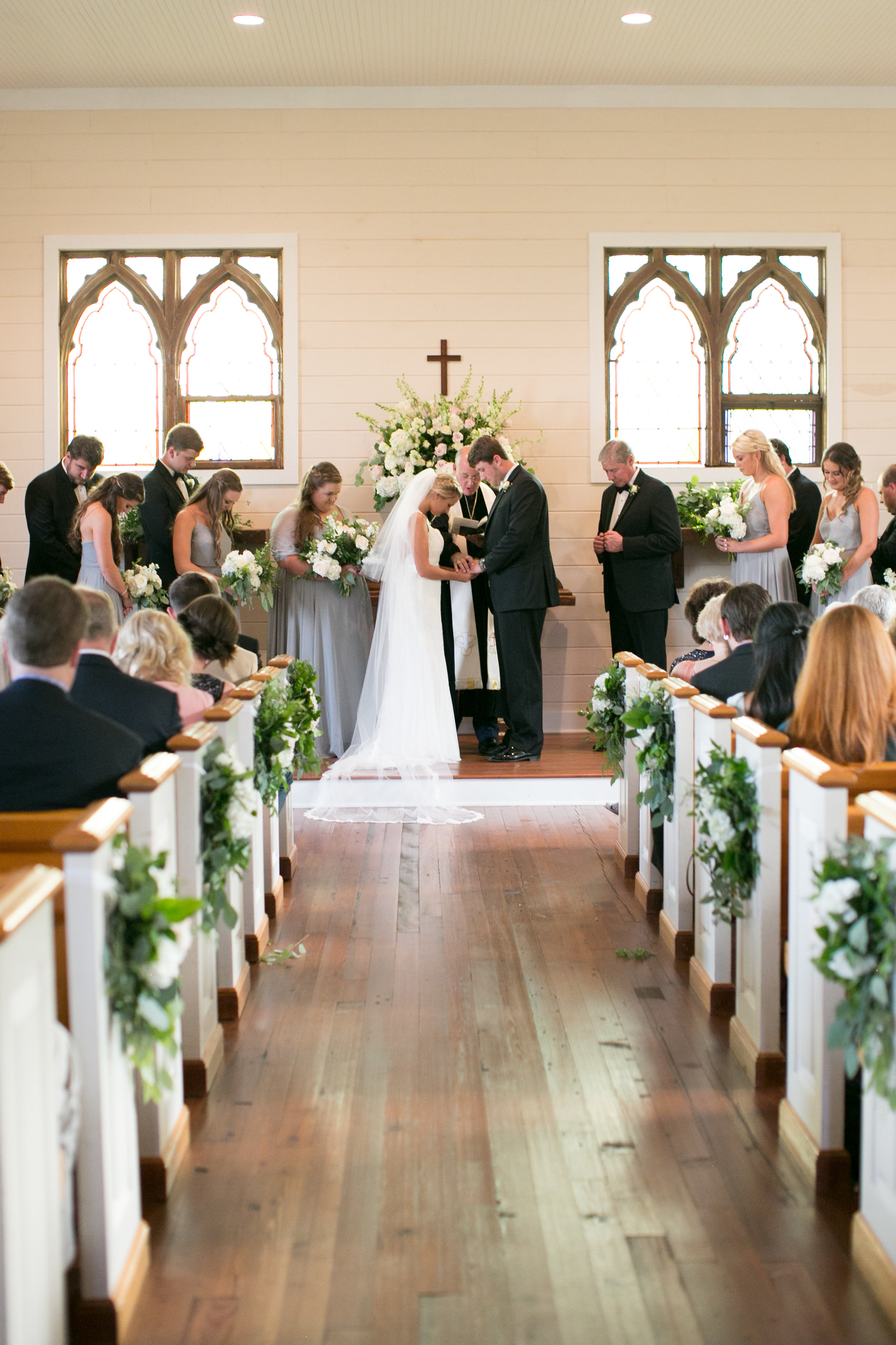 Classic southern wedding in oxford mississippi at Plein Air