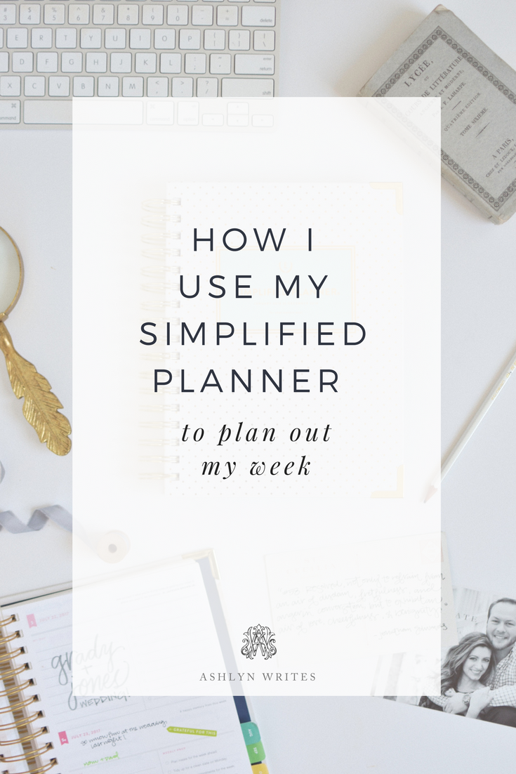 How to plan your week using Emily Ley's Simplified Planner-a planner review from Ashlyn Carter of Ashlyn Writes